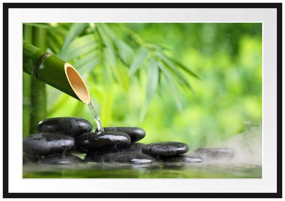 Pixxprint Bambusbrunnen mit Steinen, im Galerie-Passepartout Bilderrahmen
