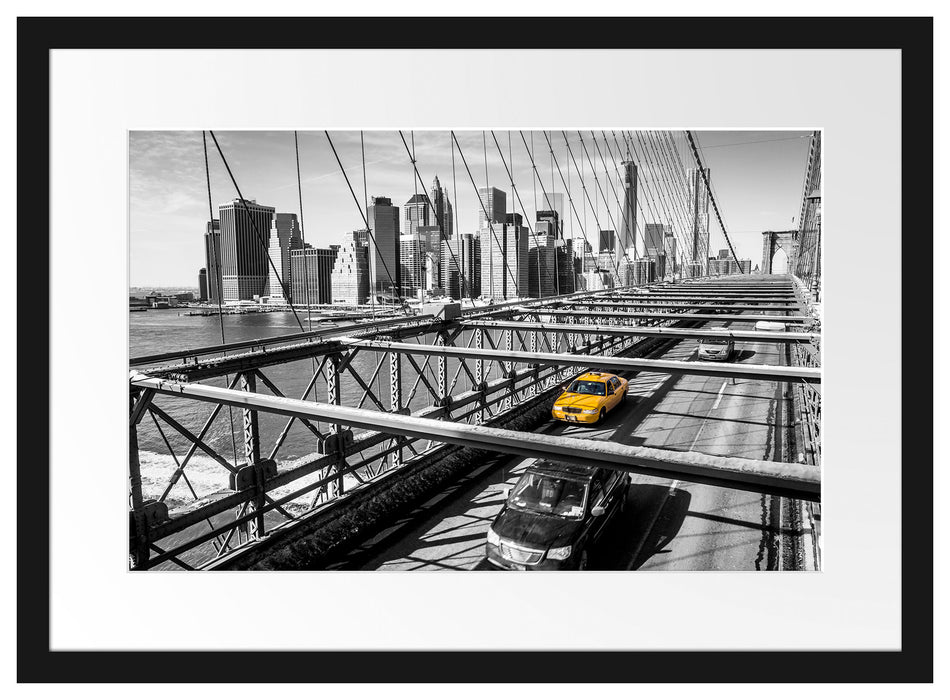 Gelbes Taxi in New York auf Brücke Passepartout 55x40