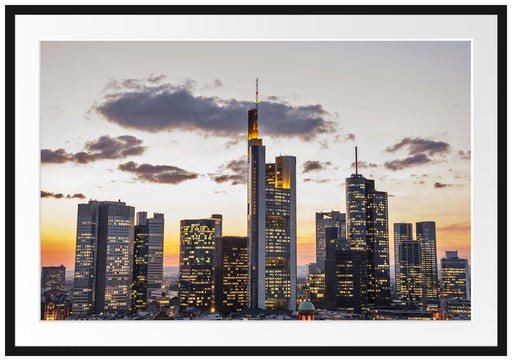 Wolkenkratzer bei Sonnenuntergang Passepartout 100x70