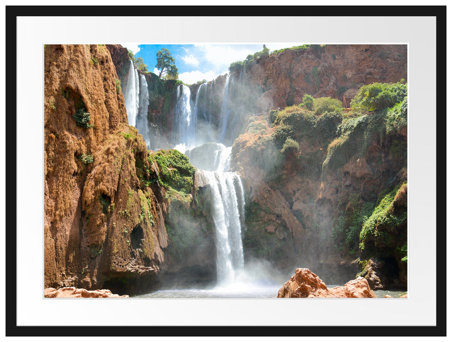Spektakulärer Wasserfall Passepartout 80x60