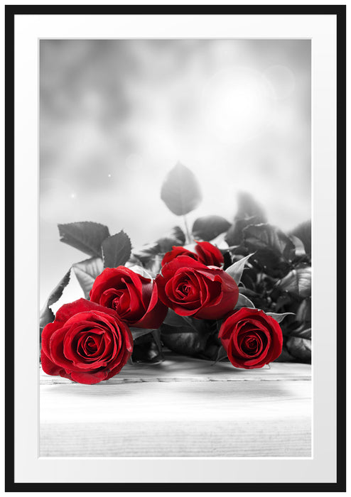 Pixxprint schöner Rosenstrauß auf Tisch, im Galerie-Passepartout Bilderrahmen