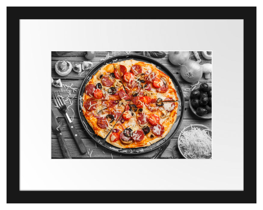 Pizza auf Pizzablech Passepartout 38x30