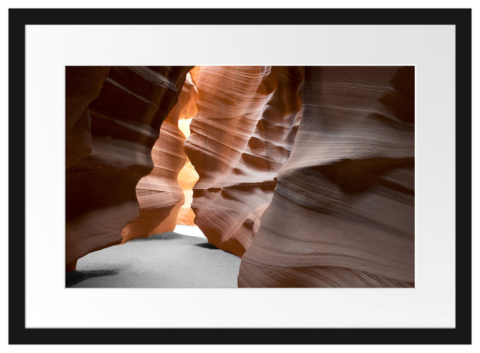 Durchgang im Antelope Canyon Passepartout 55x40