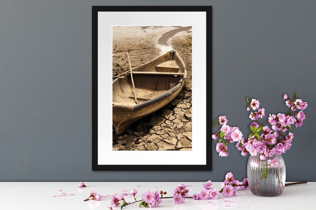 Boot im ausgetrockneten See Passepartout Wohnzimmer
