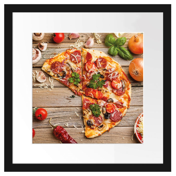 Pizza Italia auf Holztisch Passepartout Quadratisch 40x40