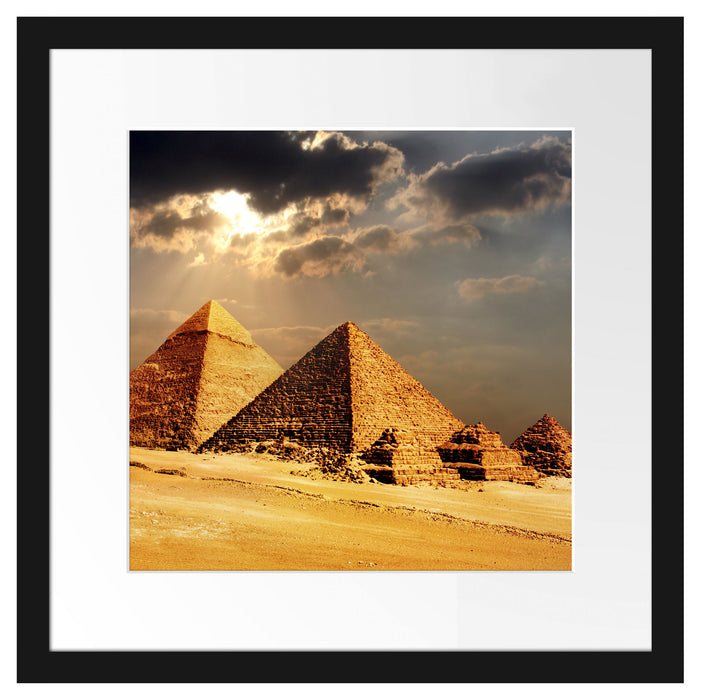 Pyramiden von Gizeh im Sonnenlicht Passepartout Quadratisch 40x40