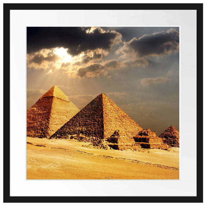 Pyramiden von Gizeh im Sonnenlicht Passepartout Quadratisch 55x55