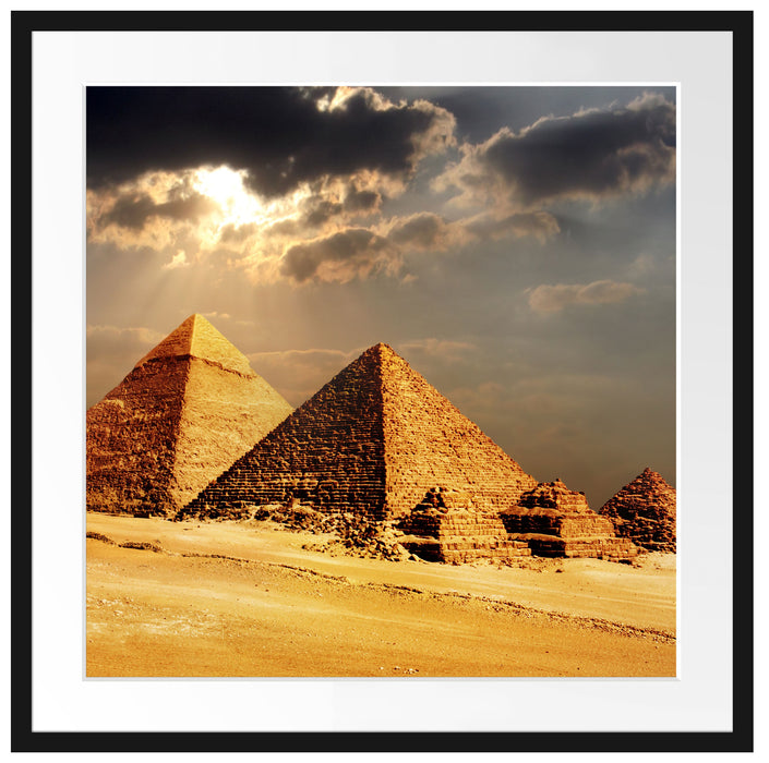 Pyramiden von Gizeh im Sonnenlicht Passepartout Quadratisch 70x70