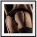 Frauen Po mit Strapsen Passepartout Quadratisch 70x70