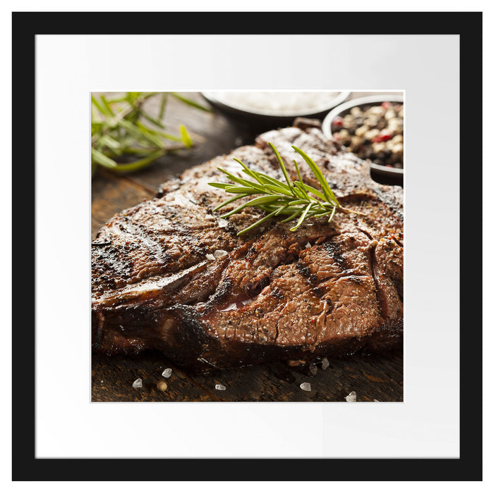 Leckeres Fleisch mit Rosmarin Passepartout Quadratisch 40x40