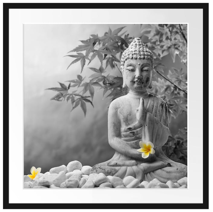 Buddha mit Monoi Blüte in der Hand Passepartout Quadratisch 70x70