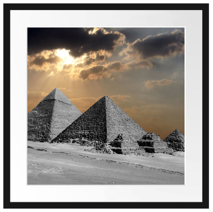 atemberaubende Pyramiden Passepartout Quadratisch 55x55