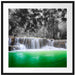schöner Wasserfall im Dschungel Passepartout Quadratisch 70x70