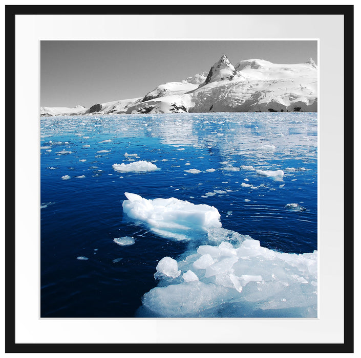 Eisbrocken im Meer Passepartout Quadratisch 70x70