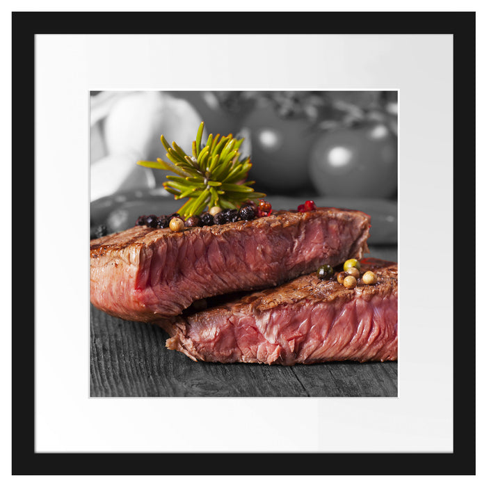 Leckeres Pfeffer Steak Medium Passepartout Quadratisch 40x40