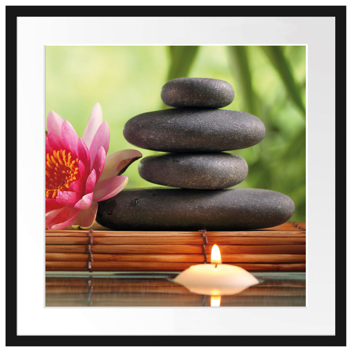 Seerose mit Zen Steinen und Kerzen Passepartout Quadratisch 55x55