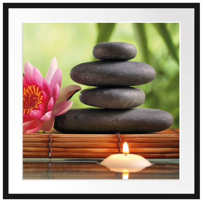 Seerose mit Zen Steinen und Kerzen Passepartout Quadratisch 70x70