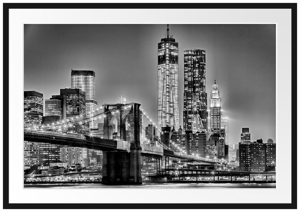 Pixxprint New York City, Skyline bei Nacht, im Galerie-Passepartout Bilderrahmen