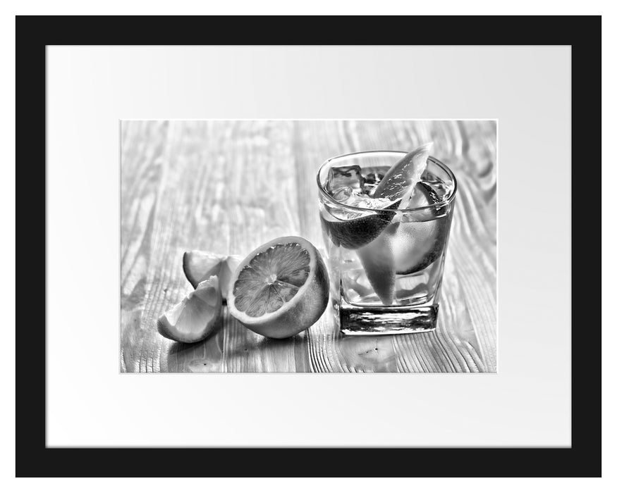 Gin Tonic Shot mit Zitronen Passepartout 38x30