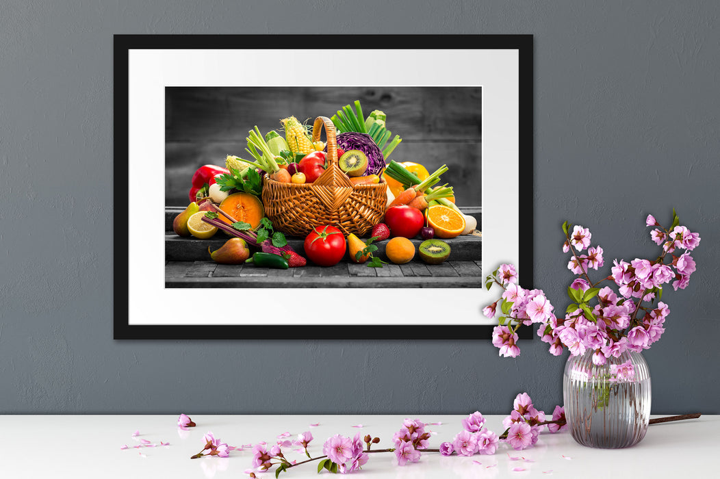 Frisches Obst und Gemüse im Korb Passepartout Wohnzimmer