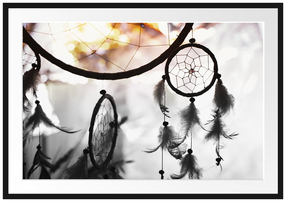 Pixxprint Traumfänger bei Sonnenuntergang, im Galerie-Passepartout Bilderrahmen