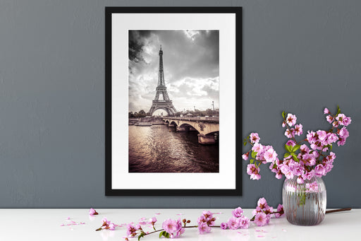 Eiffelturm in Paris Passepartout Wohnzimmer