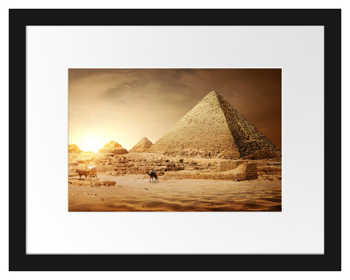 Pyramiden in Ägypten bei Sonnenuntergang Passepartout Rechteckig 30