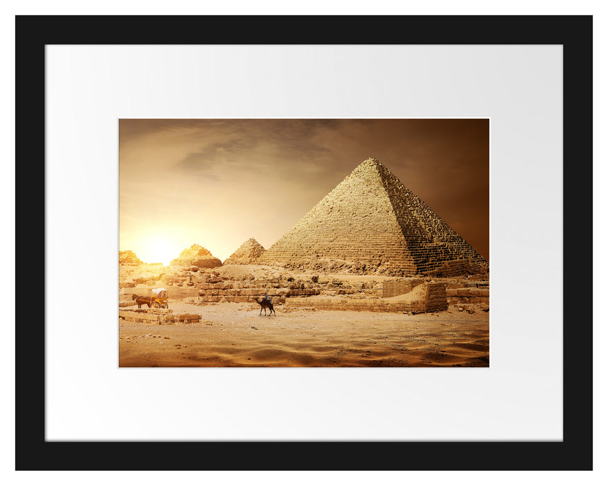 Pixxprint Pyramiden in Ägypten bei Sonnenuntergang, im Galerie-Passepartout Bilderrahmen