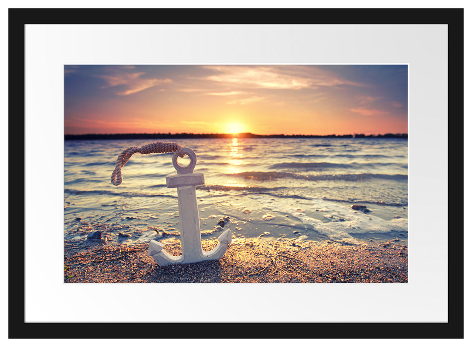 Anker am Ostseestrand im Sonnenuntergang Passepartout Rechteckig 40