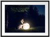 Hund mit leuchtendem Mond bei Nacht Passepartout Rechteckig 80