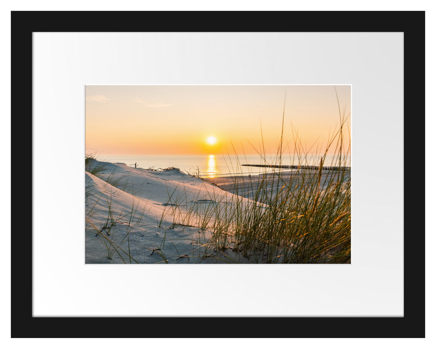 Pixxprint Dünenblick auf Meer bei Sonnenuntergang, im Galerie-Passepartout Bilderrahmen