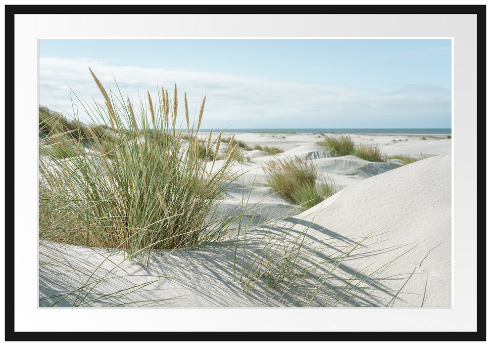 Grasige Dünenlandschaft am Meer Passepartout Rechteckig 100