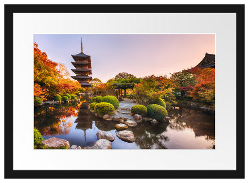 See im Herbst vor japanischem Tempel Passepartout Rechteckig 40