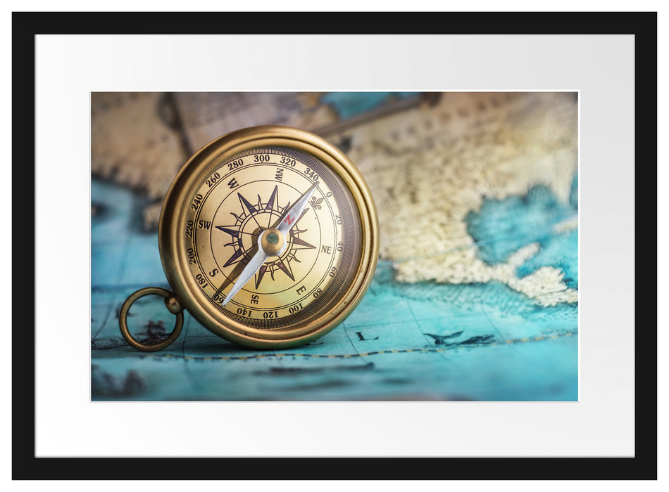Alter Kompass auf Weltkarte Passepartout Rechteckig 40