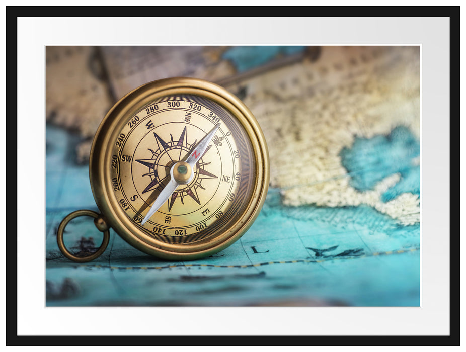 Alter Kompass auf Weltkarte Passepartout Rechteckig 80
