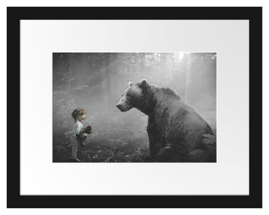 Pixxprint Mädchen mit Teddy und Bär im Wald B&W Detail, im Galerie-Passepartout Bilderrahmen