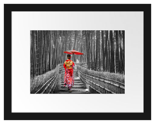 Frau im janapischen Kimono im Bambuswald B&W Detail Passepartout Rechteckig 30