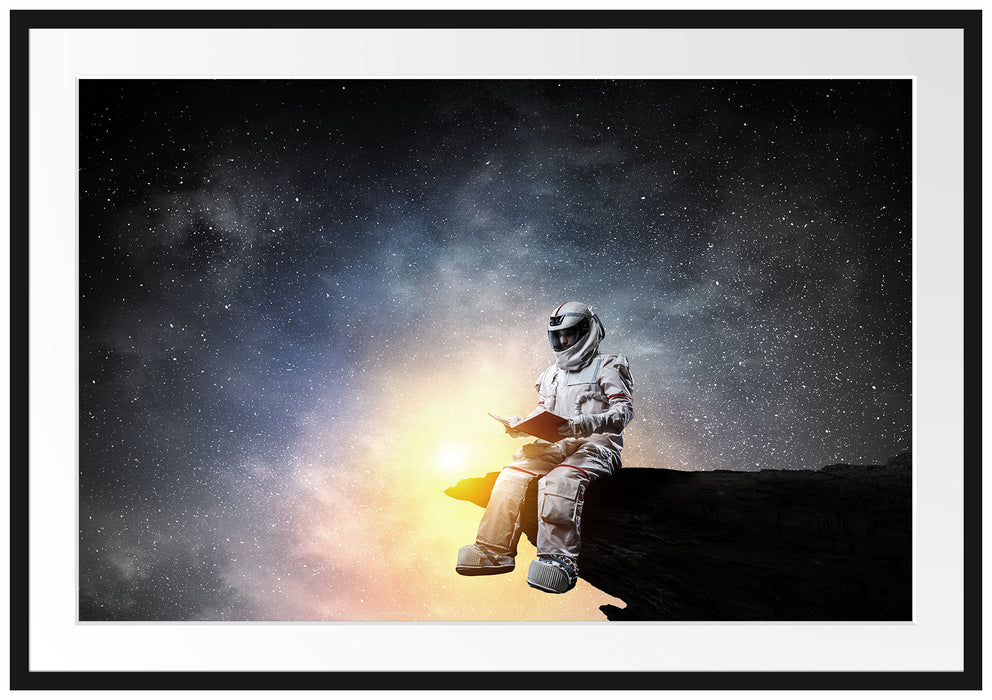 Lesender Astronaut auf Vorsprung vor Galaxie B&W Detail Passepartout Rechteckig 100