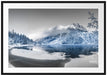 Winterlandschaft mit gefrorenem Bergsee B&W Detail Passepartout Rechteckig 100