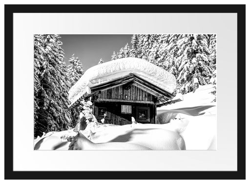 Verschneite Skihütte in Alpenwald, Monochrome Passepartout Rechteckig 40