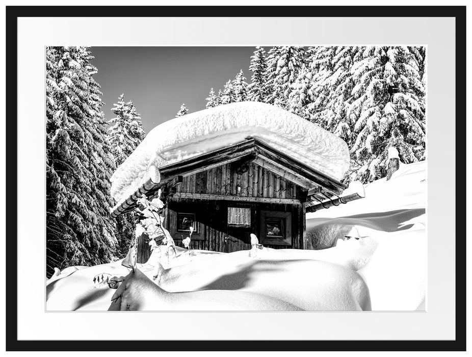 Verschneite Skihütte in Alpenwald, Monochrome Passepartout Rechteckig 80