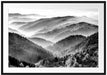 Nebelige Berglandschaft im Herbst, Monochrome Passepartout Rechteckig 100