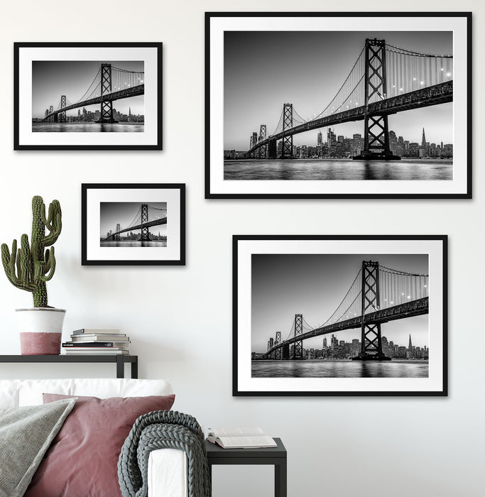 Oakland Bay Brücke bei Sonnenuntergang, Monochrome Passepartout Wohnzimmer Rechteckig