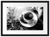 Tasse Kaffee mit Bohnen und Croissant, Monochrome Passepartout Rechteckig 40
