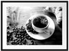Tasse Kaffee mit Bohnen und Croissant, Monochrome Passepartout Rechteckig 80