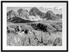 Alpenszene mit Kühen auf grüner Wiese, Monochrome Passepartout Rechteckig 80