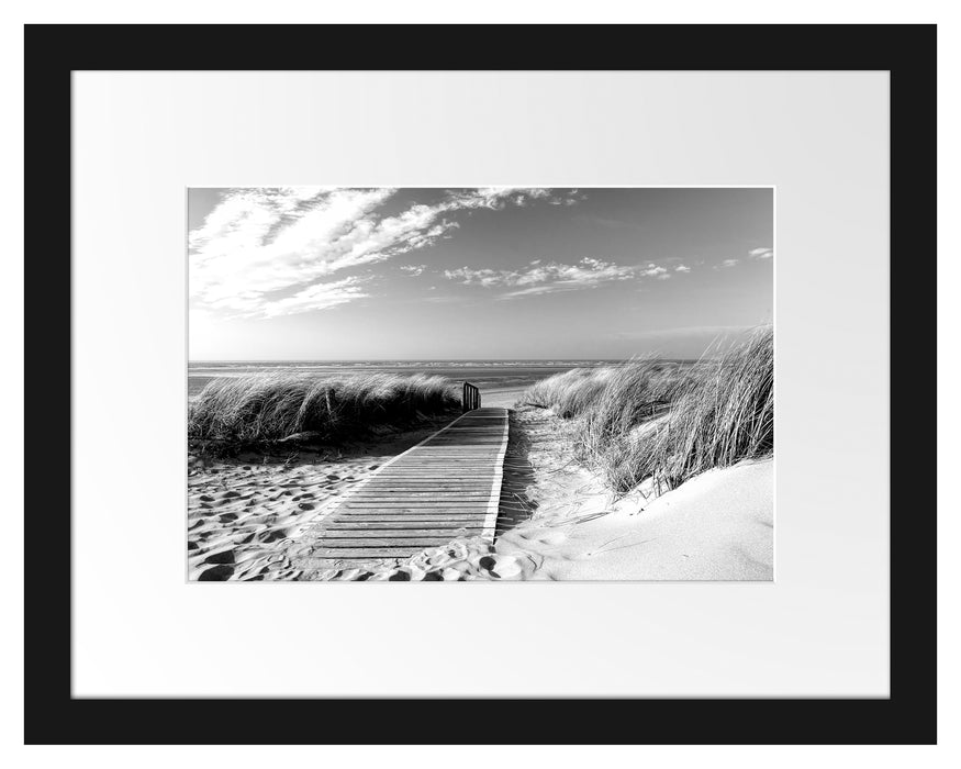 Pixxprint Weg zum Strand durch die Dünen, Monochrome, im Galerie-Passepartout Bilderrahmen