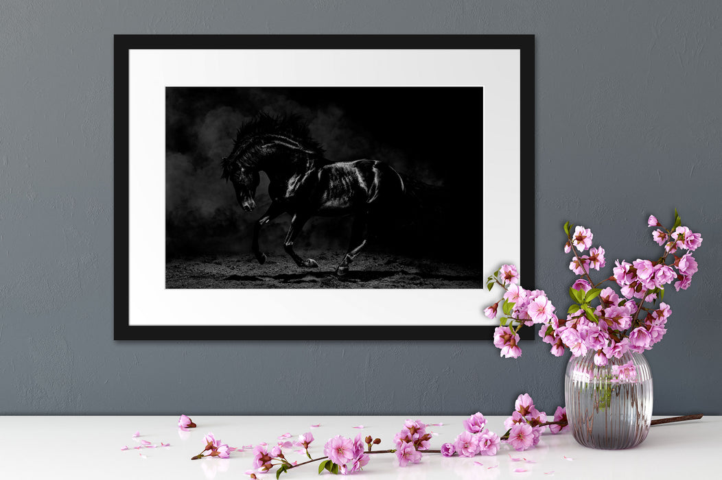 Edles galoppierendes schwarzes Pferd, Monochrome Passepartout Detail Rechteckig