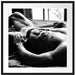 Muskulöser Mann im Bett Kunst B&W Passepartout Quadratisch 70x70