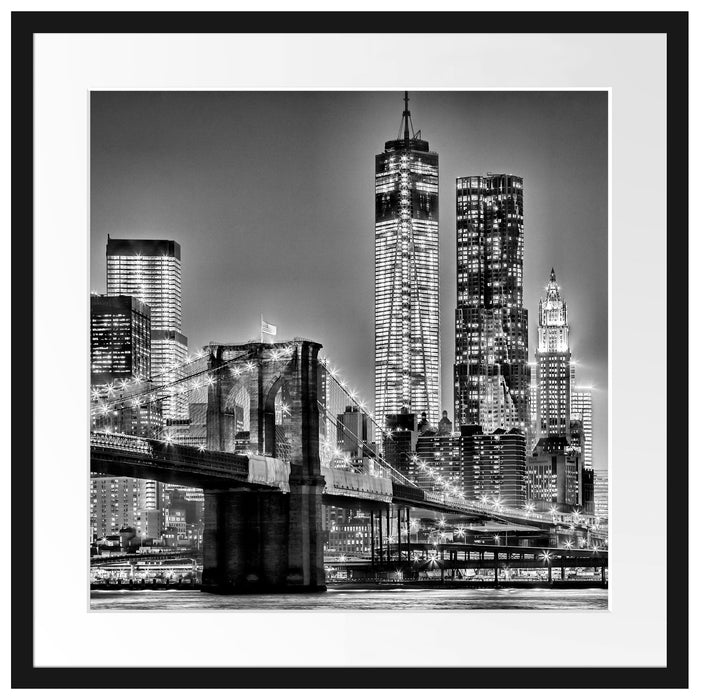 New York City, Skyline bei Nacht Passepartout Quadratisch 55x55